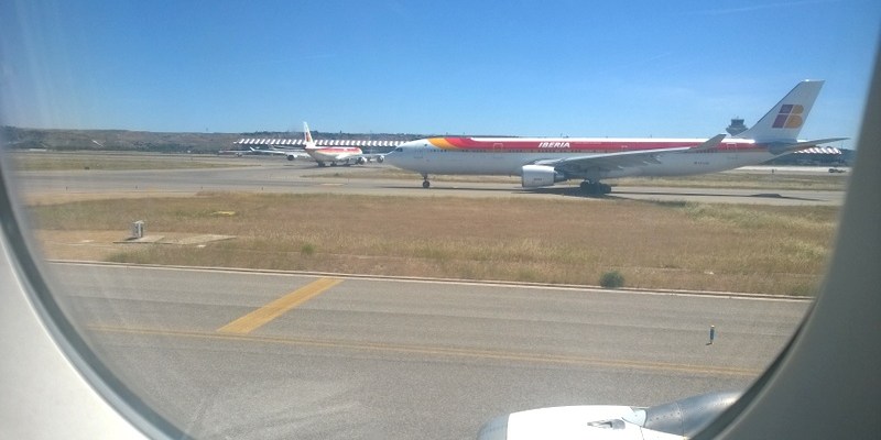 7 trucos para pasar rápidamente por el control de seguridad con niños